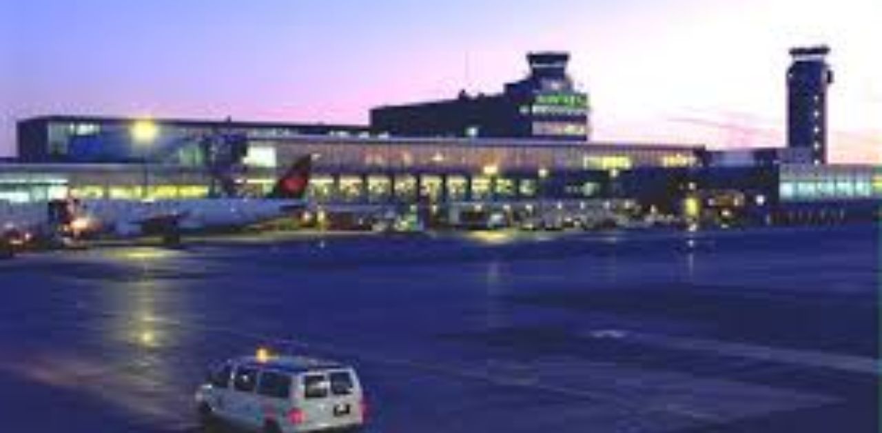 Iberia Airlines YUL Terminal