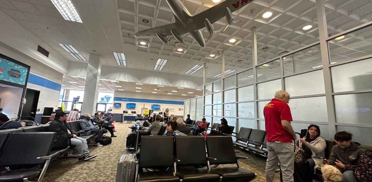 Qatar Airways BUR Terminal